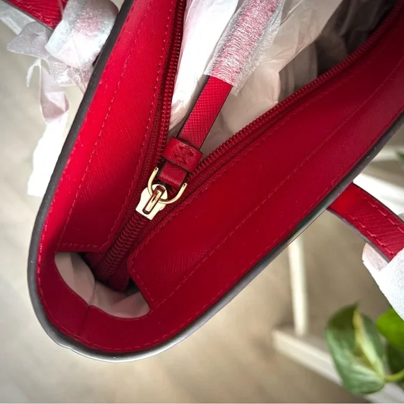 NWT ♠️ kate spade ♠️ Jana Medium Tote - Perfect Cherry 🍒 (Red) - Picture 6 of 13